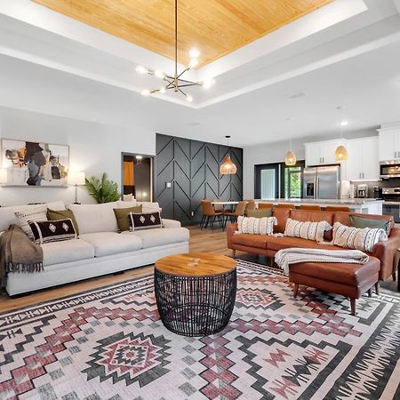 New Take On Midtown Modern Villa Tallahassee Exterior photo